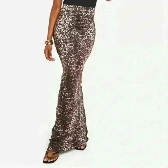 NWT BOOHOO Tall Leopard Animal Print Jersey Maxi Skirt Size US 4 UK 8 - Picture 1 of 4